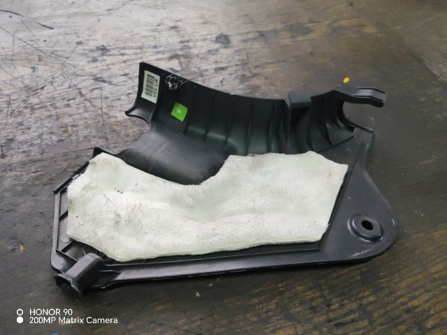 bontott HYUNDAI i40 Bal A Oszlop Burkolat