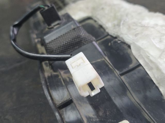 bontott HYUNDAI i40 Bal Alsó Műszerfal Burkolat