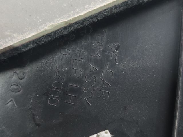 bontott HYUNDAI i40 Bal C Oszlop Burkolat