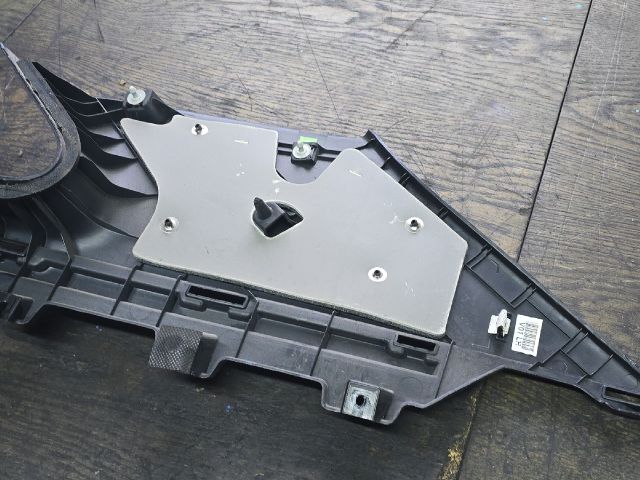 bontott HYUNDAI i40 Bal C Oszlop Burkolat