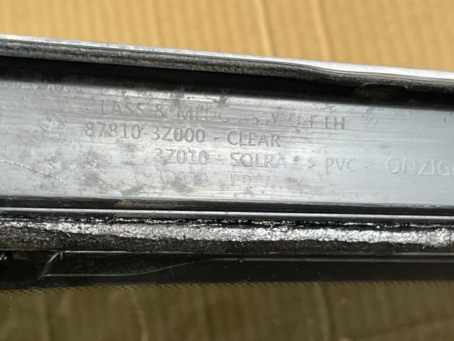 bontott HYUNDAI i40 Bal C Oszlop Oldalablak Üveg