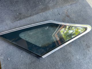 bontott HYUNDAI i40 Bal C Oszlop Oldalablak Üveg