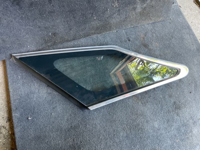 bontott HYUNDAI i40 Bal C Oszlop Oldalablak Üveg