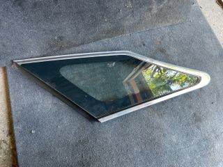 bontott HYUNDAI i40 Bal C Oszlop Oldalablak Üveg