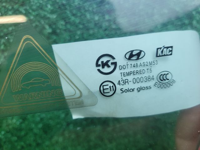 bontott HYUNDAI i40 Bal első Ablak