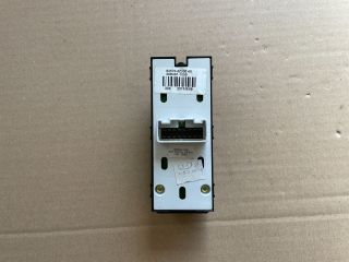 bontott HYUNDAI i40 Bal első Ablakemelő Kapcsoló