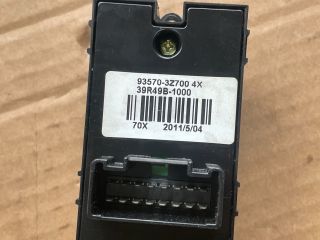 bontott HYUNDAI i40 Bal első Ablakemelő Kapcsoló