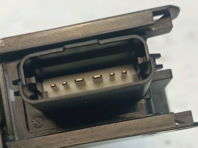 bontott HYUNDAI i40 Bal első Ablakemelő Motor