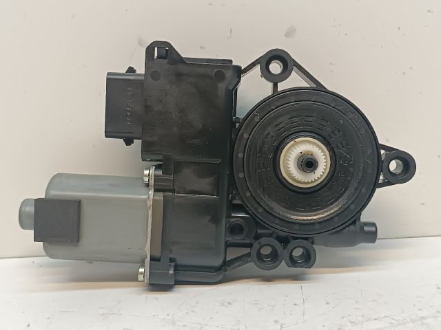 bontott HYUNDAI i40 Bal első Ablakemelő Motor