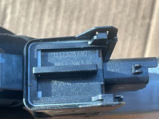 bontott HYUNDAI i40 Bal első Ablakemelő Motor