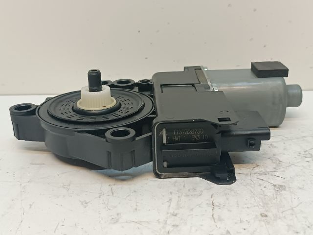 bontott HYUNDAI i40 Bal első Ablakemelő Motor