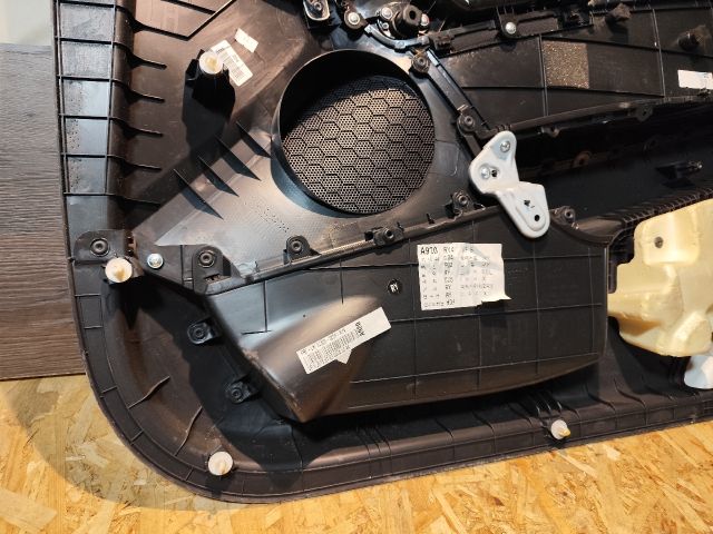 bontott HYUNDAI i40 Bal első Ajtó Kárpit