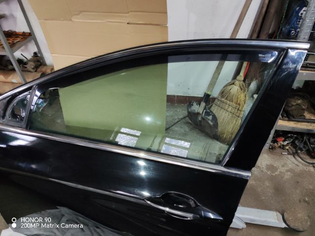 bontott HYUNDAI i40 Bal első Ajtó (Részeivel)