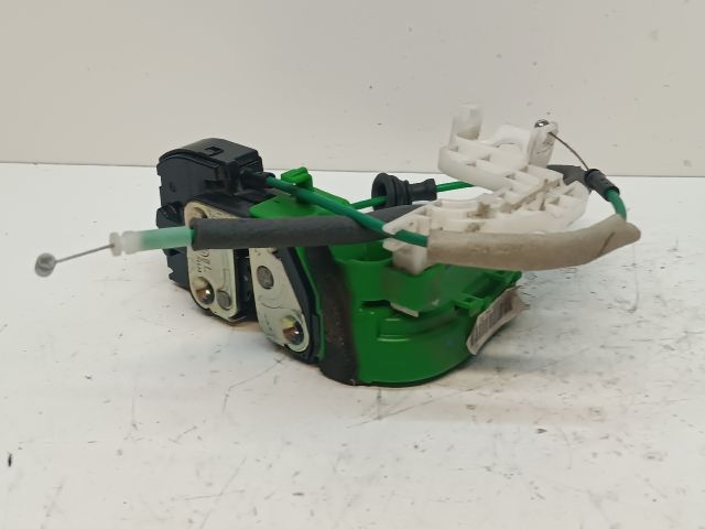 bontott HYUNDAI i40 Bal első Ajtózár