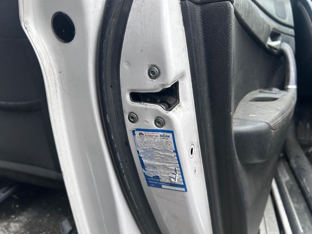 bontott HYUNDAI i40 Bal első Ajtózár