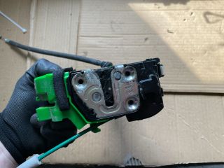 bontott HYUNDAI i40 Bal első Ajtózár