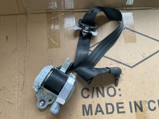 bontott HYUNDAI i40 Bal első Biztonsági Öv