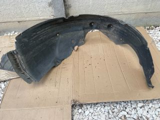 bontott HYUNDAI i40 Bal első Dobbetét (Kerékjárati, Műanyag)