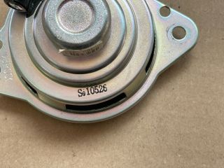 bontott HYUNDAI i40 Bal első Hangszóró