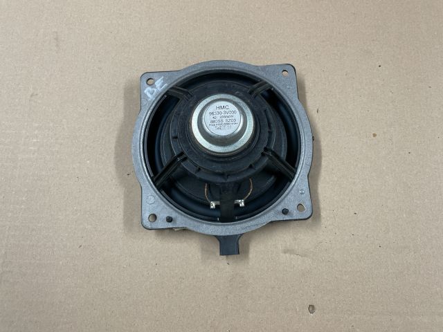 bontott HYUNDAI i40 Bal első Hangszóró