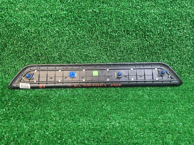 bontott HYUNDAI i40 Bal első Küszöb Díszléc