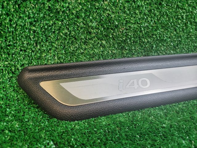 bontott HYUNDAI i40 Bal első Küszöb Díszléc