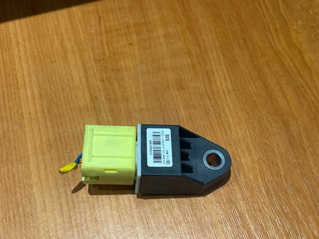 bontott HYUNDAI i40 Bal első Oldal Ütközés Érzékelő