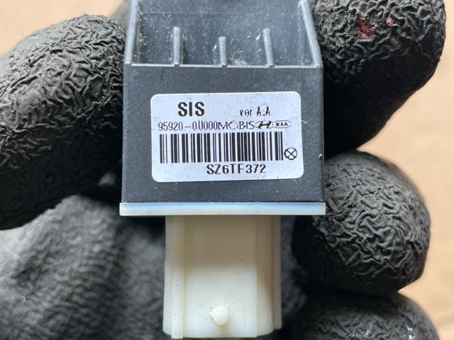 bontott HYUNDAI i40 Bal első Oldal Ütközés Érzékelő