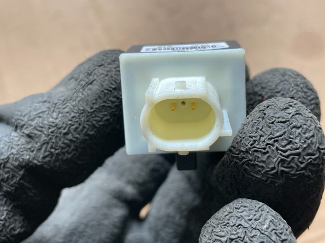 bontott HYUNDAI i40 Bal első Oldal Ütközés Érzékelő