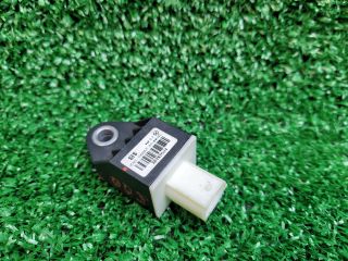 bontott HYUNDAI i40 Bal első Oldal Ütközés Érzékelő