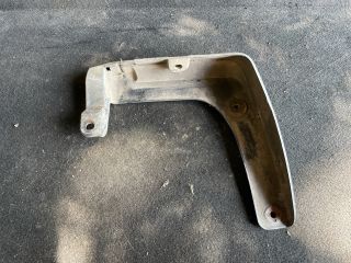 bontott HYUNDAI i40 Bal első Sárvédő Gumi