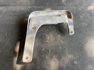 bontott HYUNDAI i40 Bal első Sárvédő Gumi