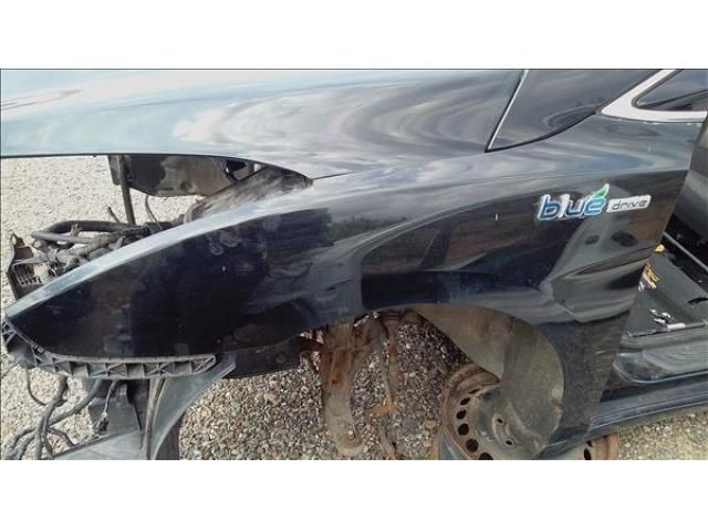 bontott HYUNDAI i40 Bal első Sárvédő