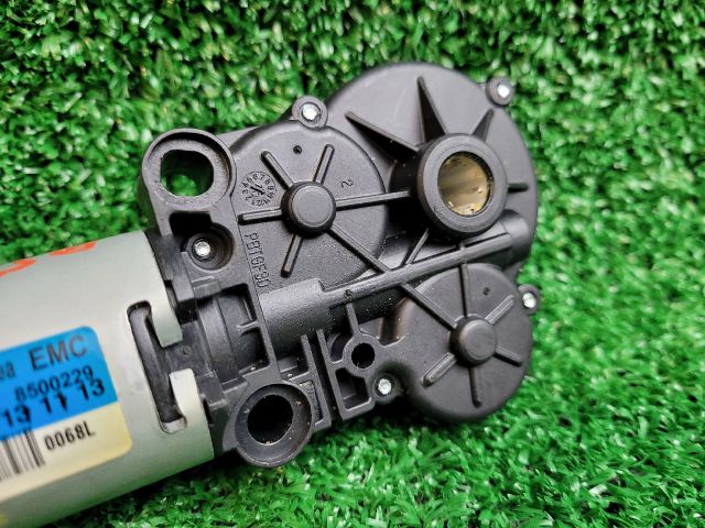 bontott HYUNDAI i40 Bal első Ülés Állító Motor