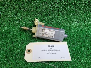 bontott HYUNDAI i40 Bal első Ülés Állító Motor