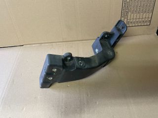 bontott HYUNDAI i40 Bal Fényszóró Tartó