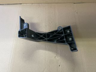 bontott HYUNDAI i40 Bal Fényszóró Tartó