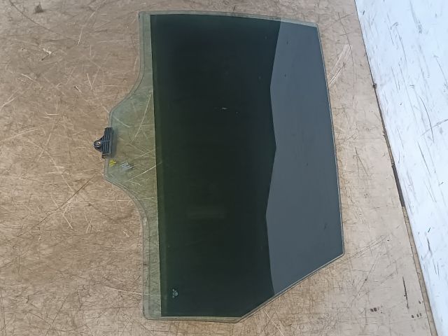 bontott HYUNDAI i40 Bal hátsó Ablak