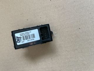 bontott HYUNDAI i40 Bal hátsó Ablakemelő Kapcsoló