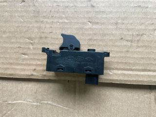 bontott HYUNDAI i40 Bal hátsó Ablakemelő Kapcsoló