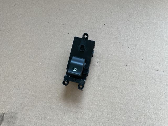 bontott HYUNDAI i40 Bal hátsó Ablakemelő Kapcsoló