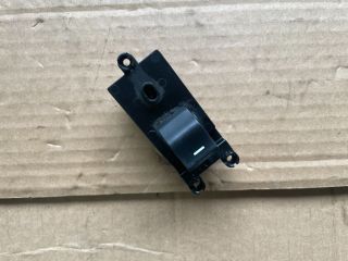 bontott HYUNDAI i40 Bal hátsó Ablakemelő Kapcsoló