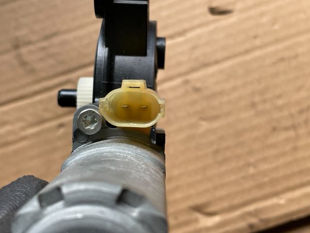 bontott HYUNDAI i40 Bal hátsó Ablakemelő Motor