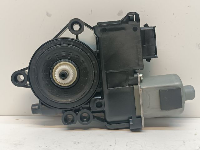 bontott HYUNDAI i40 Bal hátsó Ablakemelő Motor