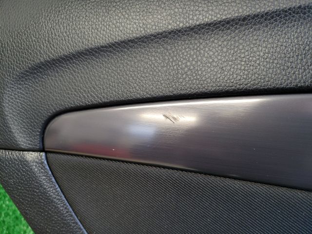 bontott HYUNDAI i40 Bal hátsó Ajtó Kárpit