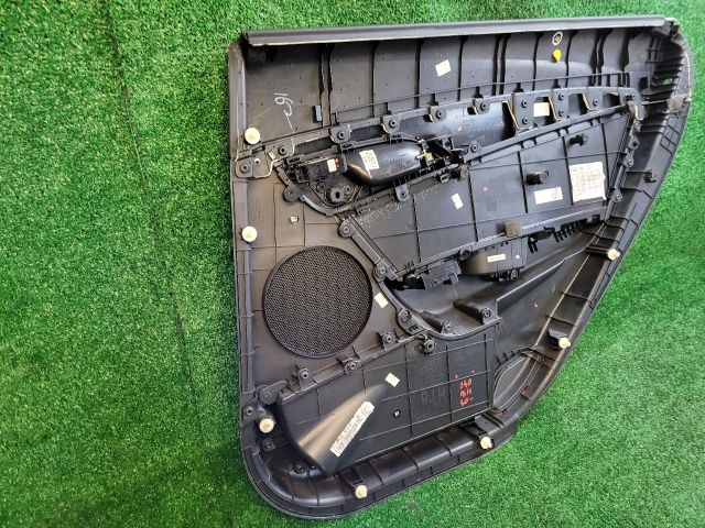 bontott HYUNDAI i40 Bal hátsó Ajtó Kárpit