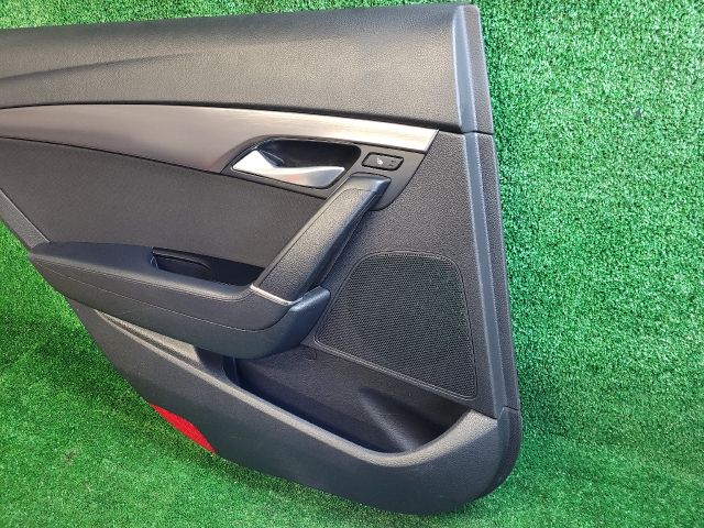 bontott HYUNDAI i40 Bal hátsó Ajtó Kárpit