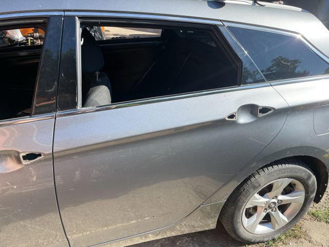 bontott HYUNDAI i40 Bal hátsó Ajtó (Üres lemez)