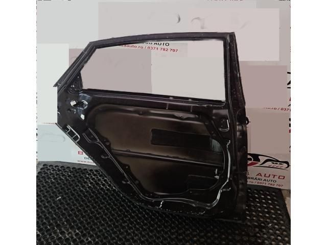 bontott HYUNDAI i40 Bal hátsó Ajtó (Üres lemez)