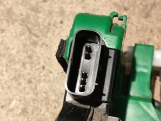 bontott HYUNDAI i40 Bal hátsó Ajtózár